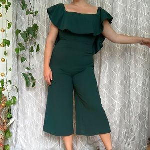 Emerald green jumpsuit. Bridesmaid dress, wedding guest dress.